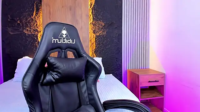 kitty sweeety  online show from September 27, 2025, 12:54 pm