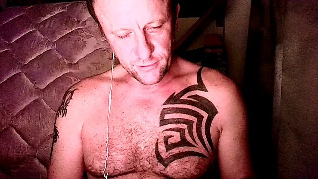 Snapshot of Yournaughty chatting on July 19, 2026, 5:22 am Yournaughty online show from July 19, 2026, 5:22 am