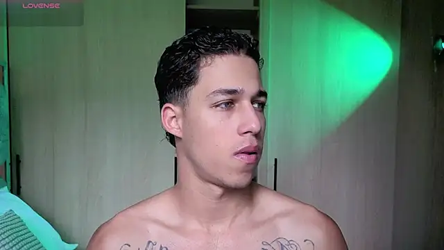 Snapshot of orionblaze69_ chatting on November 6, 2025, 4:30 pm orionblaze69 online show from November 6, 2025, 4:30 pm