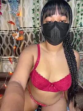 Ariana  Marie online show from October 31, 2025, 5:36 pm