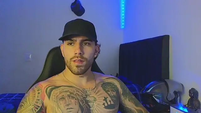 Ades Lowe online show from January 15, 2026, 12:04 am