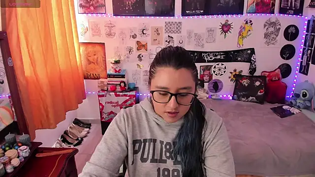 Cherry blush  online show from May 25, 2026, 9:21 pm