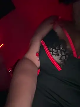 Snapshot of dc353 chatting on October 9, 2025, 11:47 pm dc353 online show from October 9, 2025, 11:47 pm