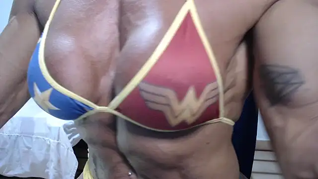 Stronggsexy online show from July 1, 2026, 11:04 pm