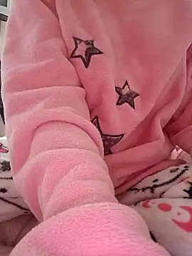 Snapshot of Hottiesophie chatting on April 12, 2026, 2:11 pm Hottiesophie online show from April 12, 2026, 2:11 pm