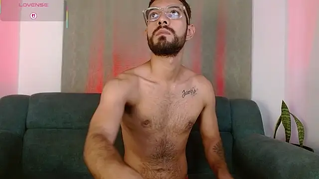 ReyPablo1 online show from September 25, 2025, 8:56 pm