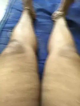 Villageanuty online show from November 18, 2025, 3:56 am