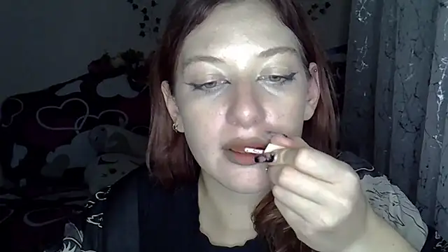 Lily Ember online show from November 12, 2025, 7:35 pm