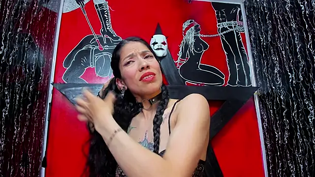 Snapshot of damian_and_tiana chatting on February 5, 2026, 4:17 am damian and tiana online show from February 5, 2026, 4:17 am