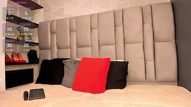 Charlot milf online show from May 27, 2026, 11:51 am