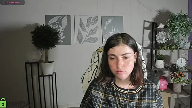 MartaEdams online show from July 8, 2026, 5:01 am