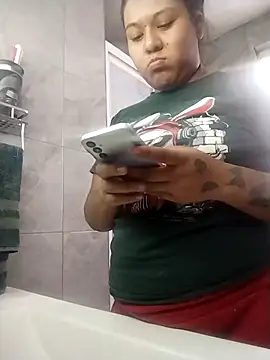 Snapshot of Atenea69 chatting on March 15, 2026, 12:05 am Atenea69 online show from March 15, 2026, 12:05 am