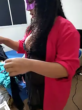 jadeamourim   online show from February 10, 2026, 1:48 pm