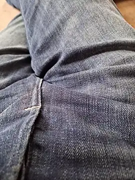 Snapshot of minnetird chatting on December 2, 2025, 11:37 am minnetird online show from December 2, 2025, 11:37 am