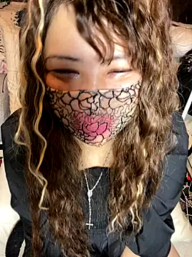 xoxLILxMELOxox online show from October 12, 2025, 3:44 pm