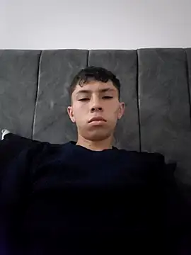 Flacoxlx online show from November 30, 2025, 2:10 pm