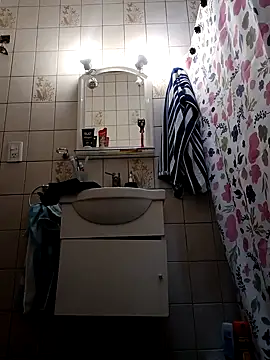 juanpa8453 online show from November 10, 2025, 7:35 pm