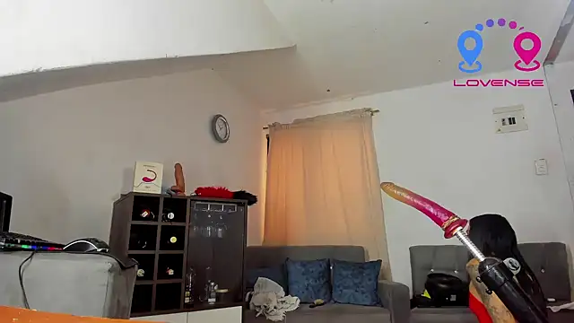 submissive cockbig online show from November 6, 2025, 5:47 pm