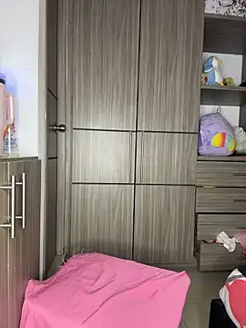 Mia sweet80 online show from November 19, 2025, 3:17 am