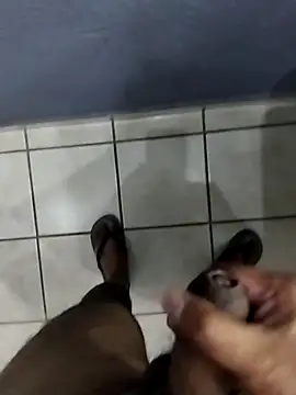 Leofj007 online show from November 23, 2025, 6:24 am