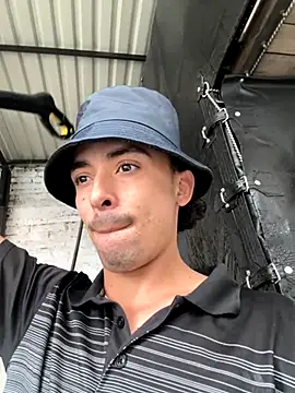 Jacobs0 online show from November 1, 2025, 3:03 pm