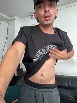 Jacobs0 online show from December 17, 2025, 8:26 pm