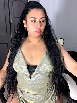 Snapshot of Issa_Santana chatting on October 8, 2025, 7:55 pm Issa Santana online show from October 8, 2025, 7:55 pm