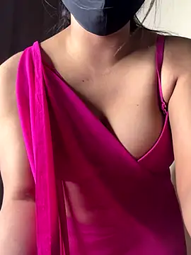 Cute-Sakhi online show from November 13, 2025, 6:29 pm