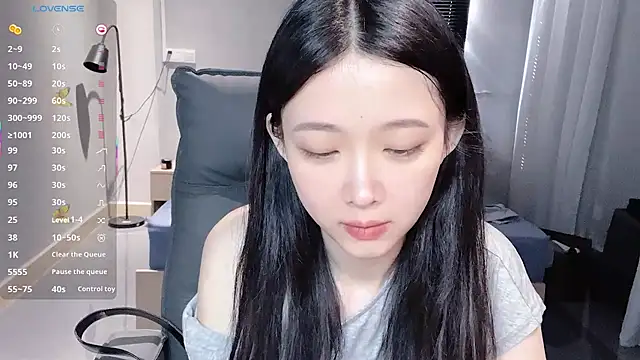 NiNi-baby520 online show from October 11, 2025, 7:18 am