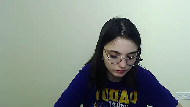 Snapshot of Sun_Shine__ chatting on May 7, 2026, 9:20 pm Sun Shine online show from May 7, 2026, 9:20 pm