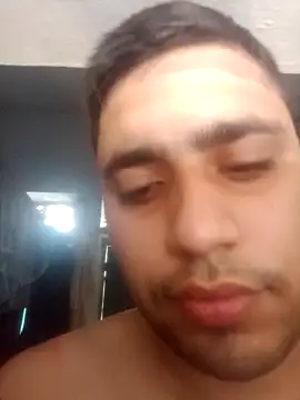 Desirock001 online show from April 28, 2026, 2:38 am