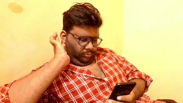 brownbear6 online show from October 27, 2025, 6:23 pm