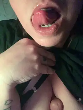 LupeLok online show from March 23, 2026, 3:54 am