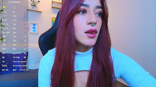 ViolethRosse online show from April 10, 2026, 1:44 am