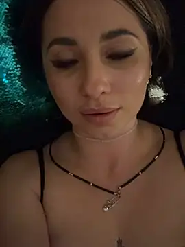 Snapshot of Adelina_Fan chatting on February 12, 2026, 10:27 pm Adelina Fan online show from February 12, 2026, 10:27 pm