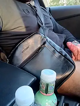 Barber33zk online show from October 25, 2025, 6:43 am