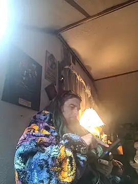 thejuicybacon online show from October 31, 2025, 9:10 am