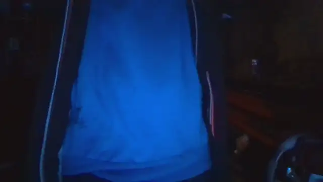 zipman92 online show from December 17, 2025, 6:58 pm