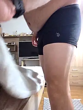 Clau1291 online show from April 29, 2026, 5:33 am