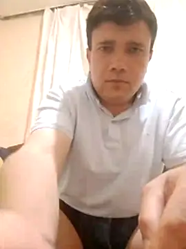 nihattttttttttttttt online show from May 22, 2026, 8:58 pm