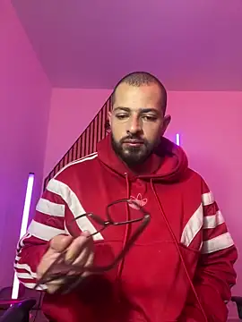 Snapshot of magnumchris chatting on February 24, 2026, 11:30 am magnumchris online show from February 24, 2026, 11:30 am