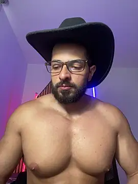 Snapshot of magnumchris chatting on March 10, 2026, 8:58 pm magnumchris online show from March 10, 2026, 8:58 pm