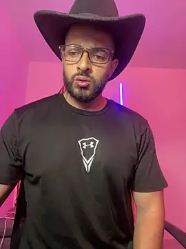 Snapshot of magnumchris chatting on March 17, 2026, 11:46 am magnumchris online show from March 17, 2026, 11:46 am