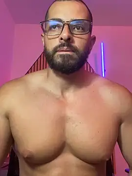 Snapshot of magnumchris chatting on March 20, 2026, 2:38 am magnumchris online show from March 20, 2026, 2:38 am