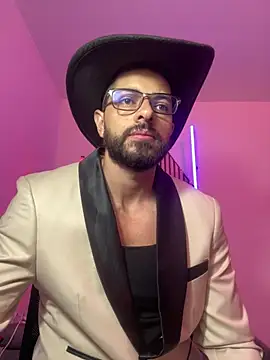 Snapshot of magnumchris chatting on March 27, 2026, 11:10 am magnumchris online show from March 27, 2026, 11:10 am