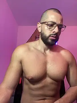 Snapshot of magnumchris chatting on April 2, 2026, 11:30 am magnumchris online show from April 2, 2026, 11:30 am