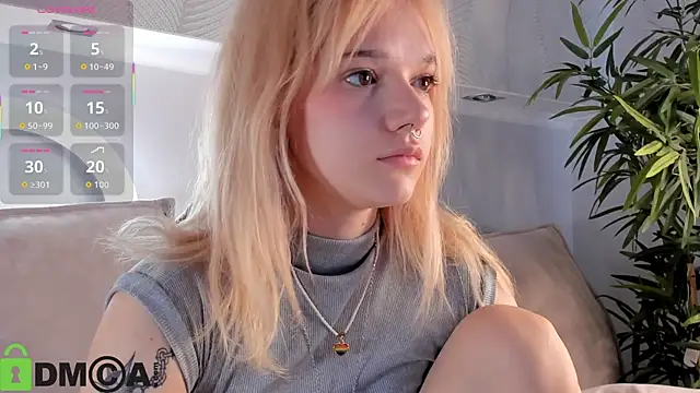 Molly Platt online show from March 30, 2026, 9:10 am