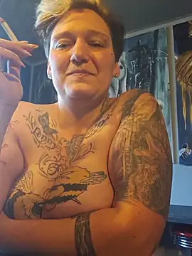 Ich-eben123 online show from September 9, 2025, 8:25 am