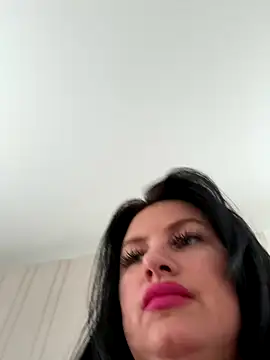 Snapshot of Desire-XOXOX chatting on September 14, 2025, 8:57 am Desire-XOXOX online show from September 14, 2025, 8:57 am