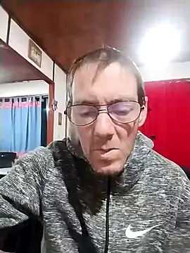 elpolaquin online show from May 14, 2026, 10:49 pm